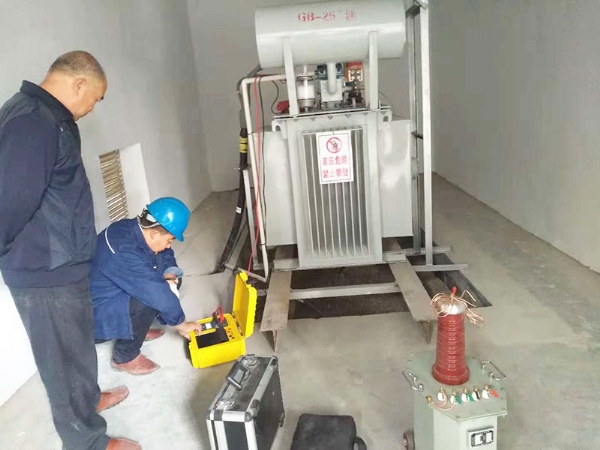 中茂散热器1000kVA变压器交接试验